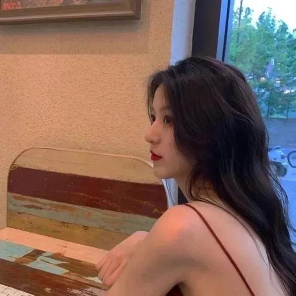 女仆琳恩
